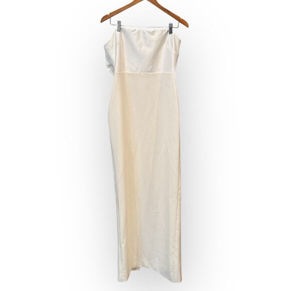 LIKELY Helen Strapless Gown Size 8 - Picture 6 of 15